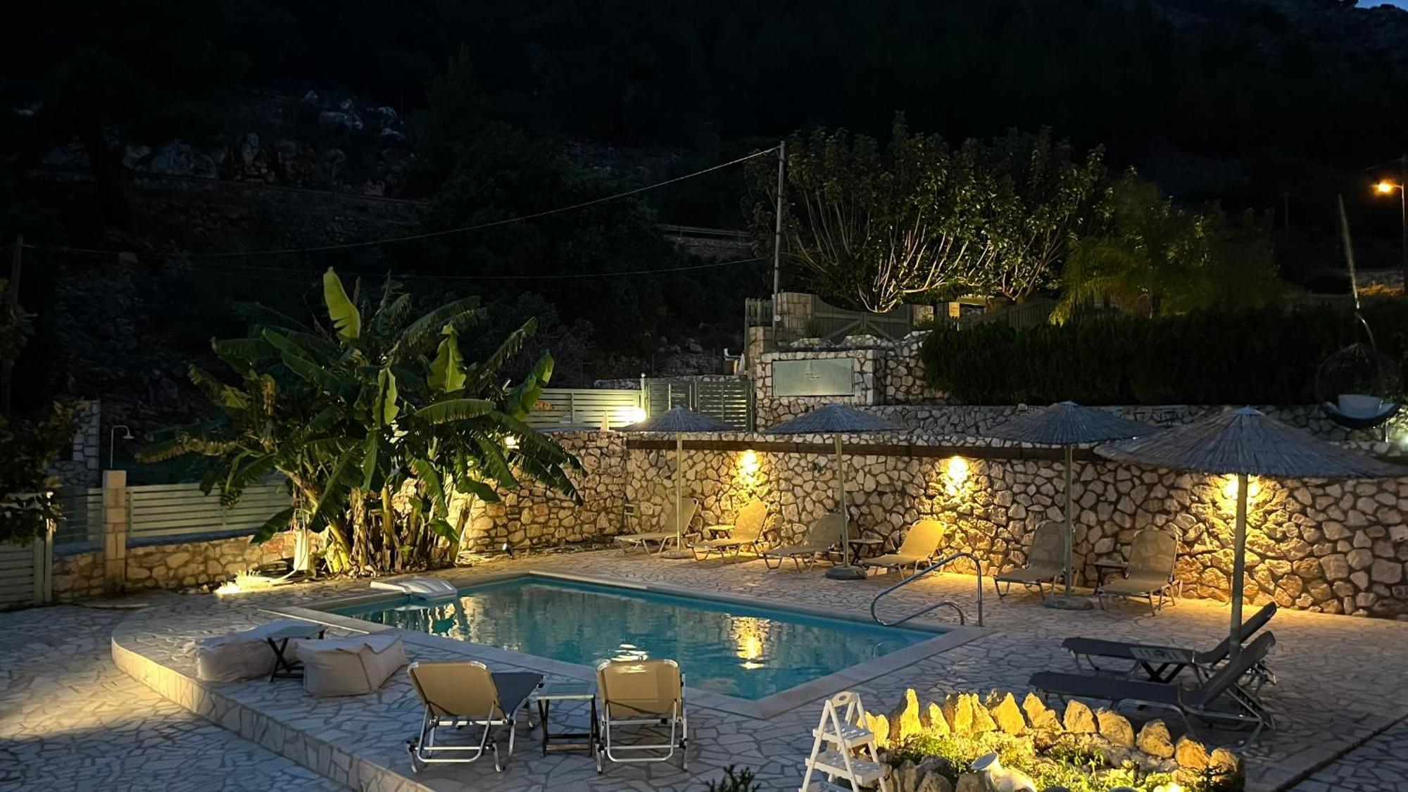 Katarina Apartments Kefalonia - Sea View アルゴストリオン エクステリア 写真